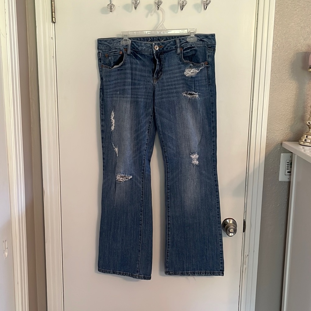 American Eagle boot cut distressed size 14